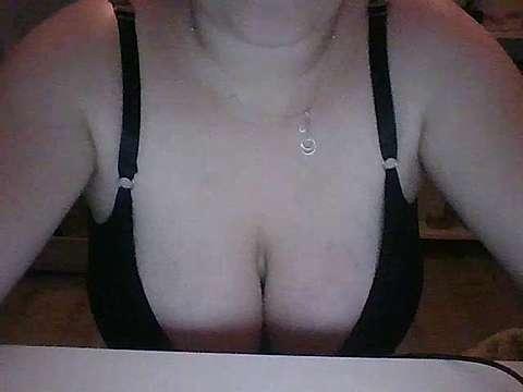 TinaCom
