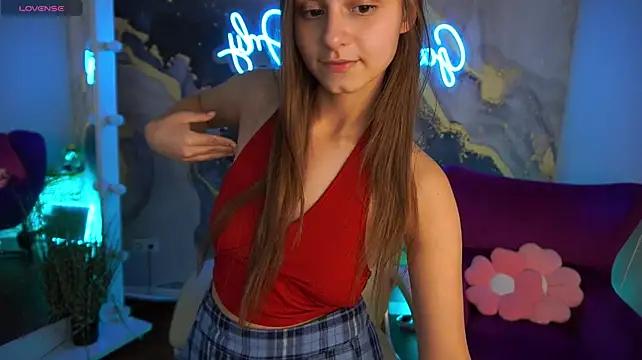 TinyNatalie
