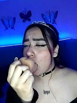 Violet_Hatti