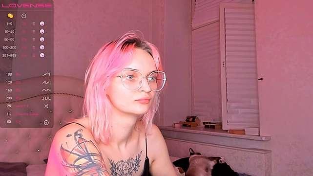 Vivienne_pink