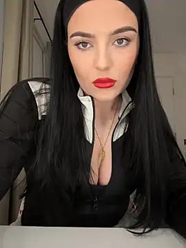 XXXBrunetteXXX_XO