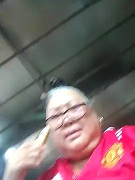 YourMomy-