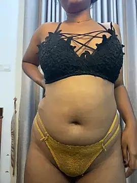 ZELINA_WOOFY