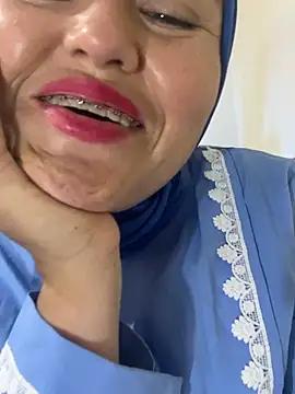 Zahra_Malik