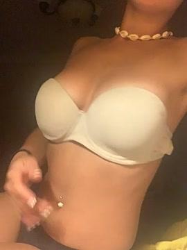 _christinee_