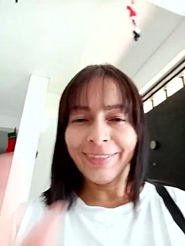 adaraa_rouxxx