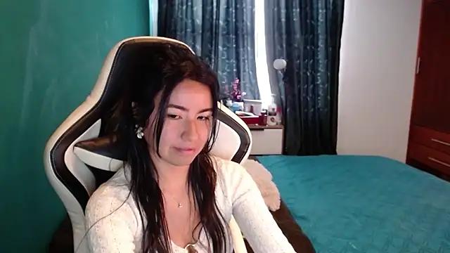 alice_middlee