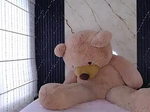aly_blonde
