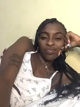 ambar_hot18