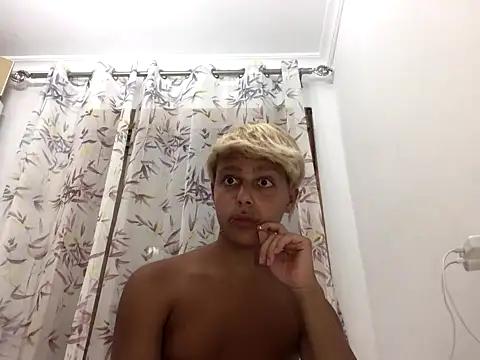 blondetwink00