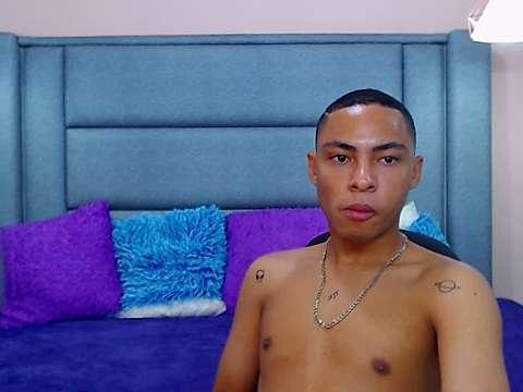 boy_latinsxx