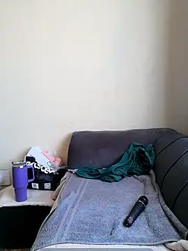 bustytitsxxx