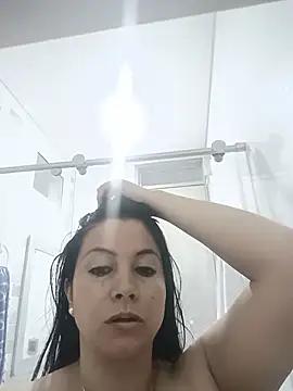 camilahot23