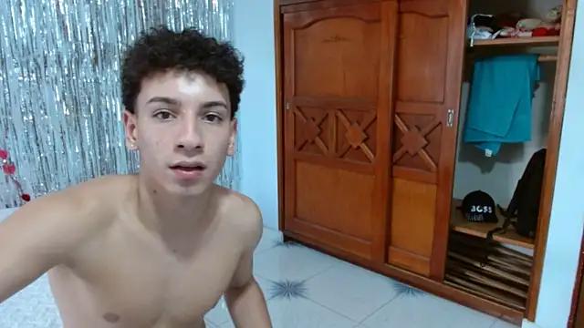 charlie_vans_