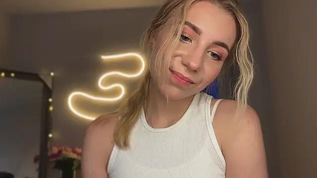 cherry_kisss_
