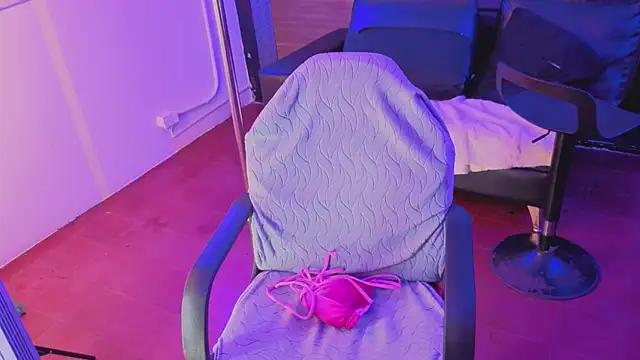 chloe_bronze