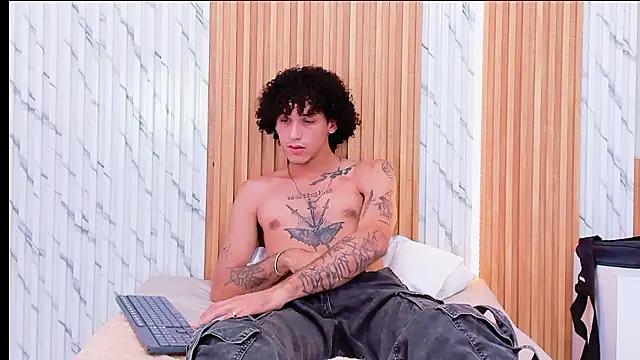 curly_sam