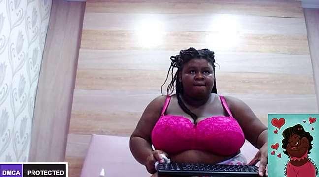 ebony__curves