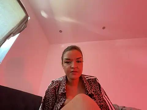 elina_amara_