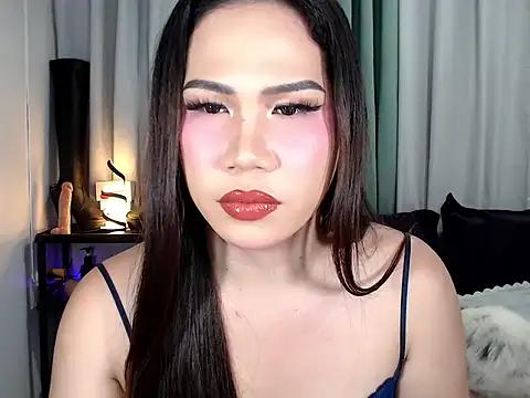elise_bloom69
