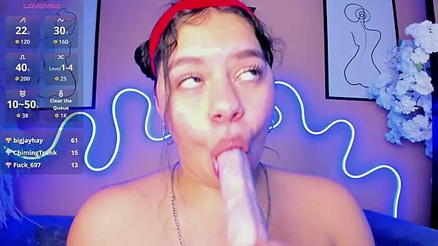 ella_evans_