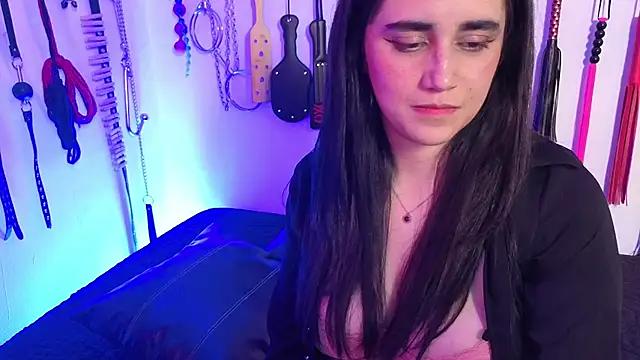 elowen_halley1