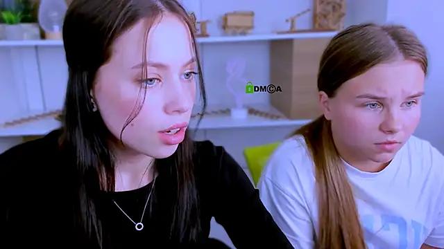 emma_foxys