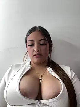 emma_jhonsonn_