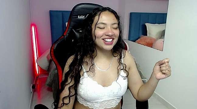holly_55