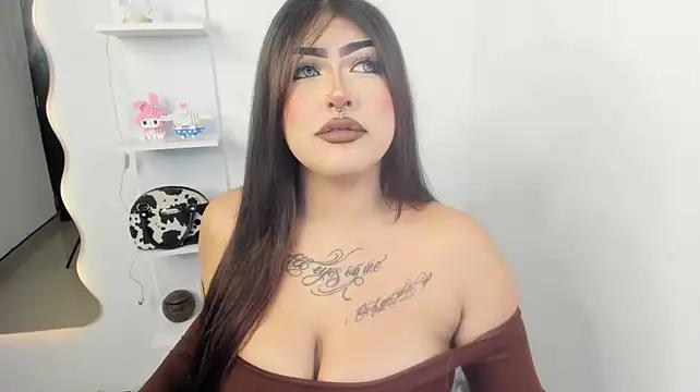hollycute__