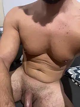 hornyycornyy