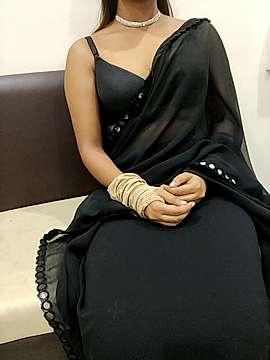 hot_arya