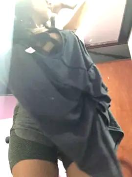 karlita_hot01