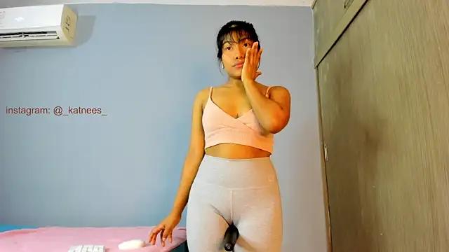 katnees_correa1