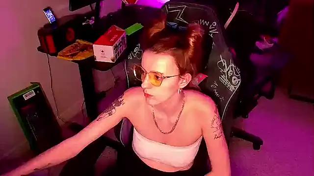 kinkyycouplee
