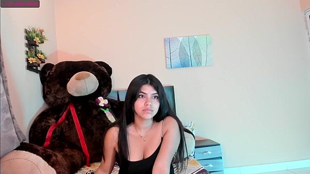 laurahot-1