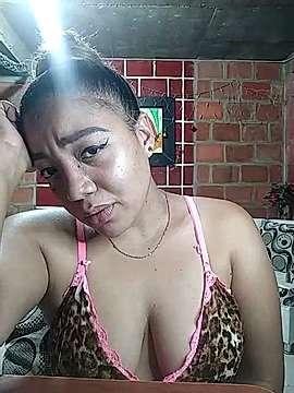 leslie_angie