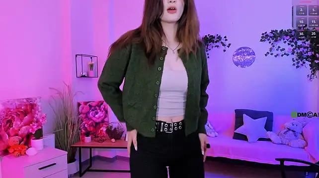 liana_kisses