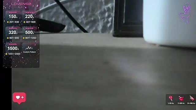 little_nina_JA