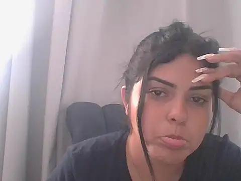 luana_thompson01