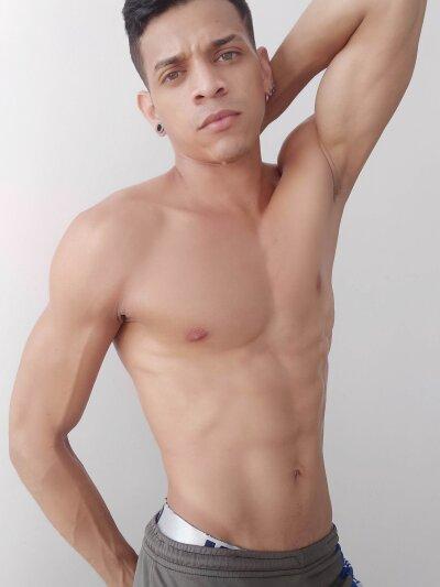 max_latin-18