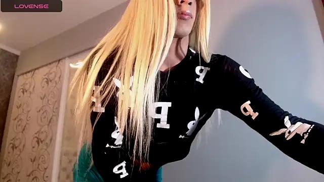 meghan_blondyts