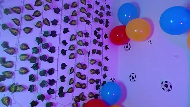melanie_18_