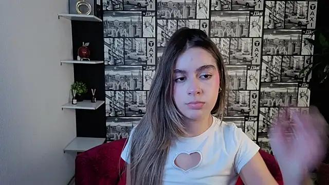 mia_desiring