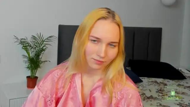 mia_valet
