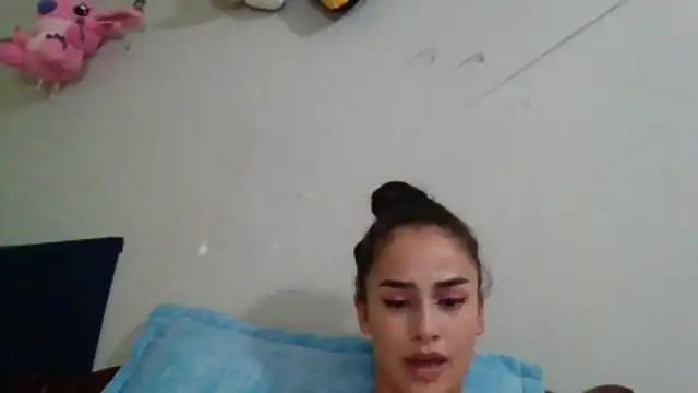 miajones16