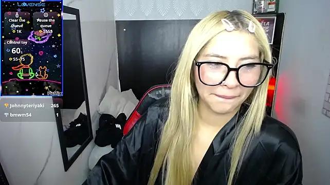 nancy_blonde