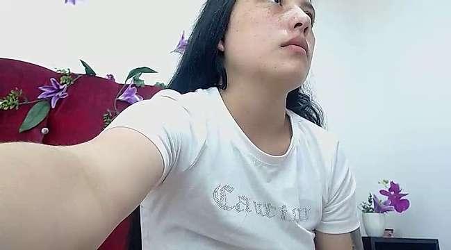 roxyylatin1614x