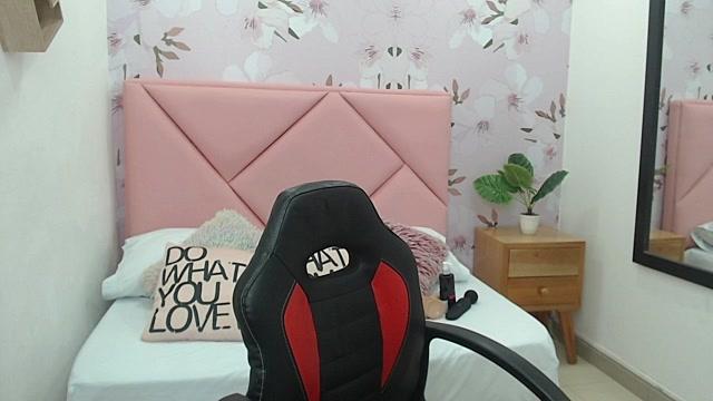 sara_moore96