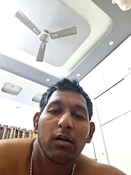 seducing_hunk_for_milfs